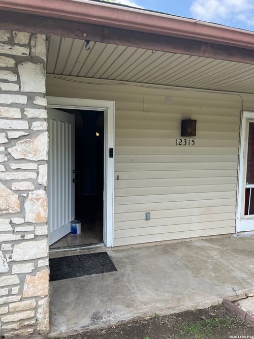 12315 Constitution St, San Antonio, TX, 78233-5206 | Card Image