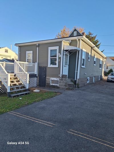 80 Pitcairn St, House other with 2 bedrooms, 1 bathrooms and 2 parking in Revere MA | Image 3