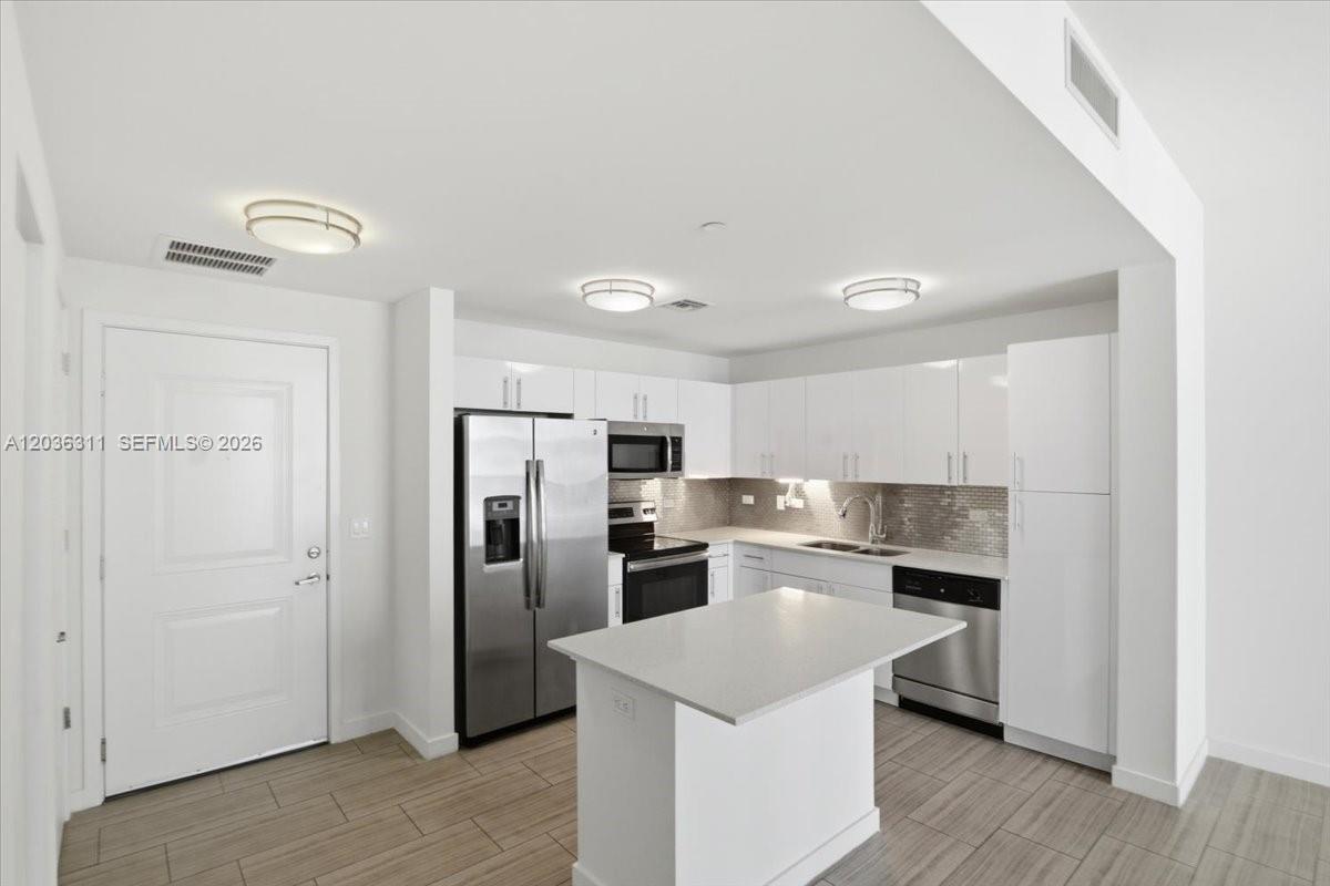 Residential in Hollywood 5