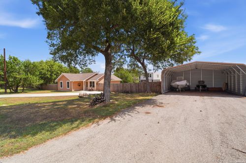 2046 Blueridge Dr, Canyon Lake, TX, 78133-4188 | Card Image