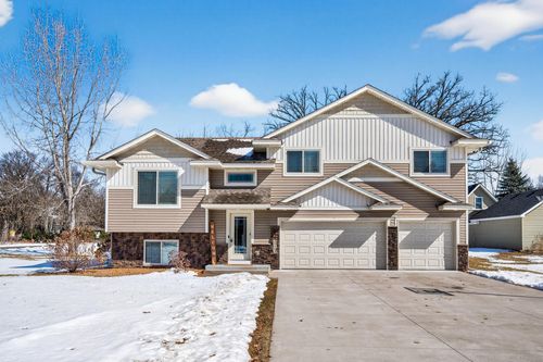 39584 Oak Park Trl, North Branch, MN, 55056-7038 | Card Image