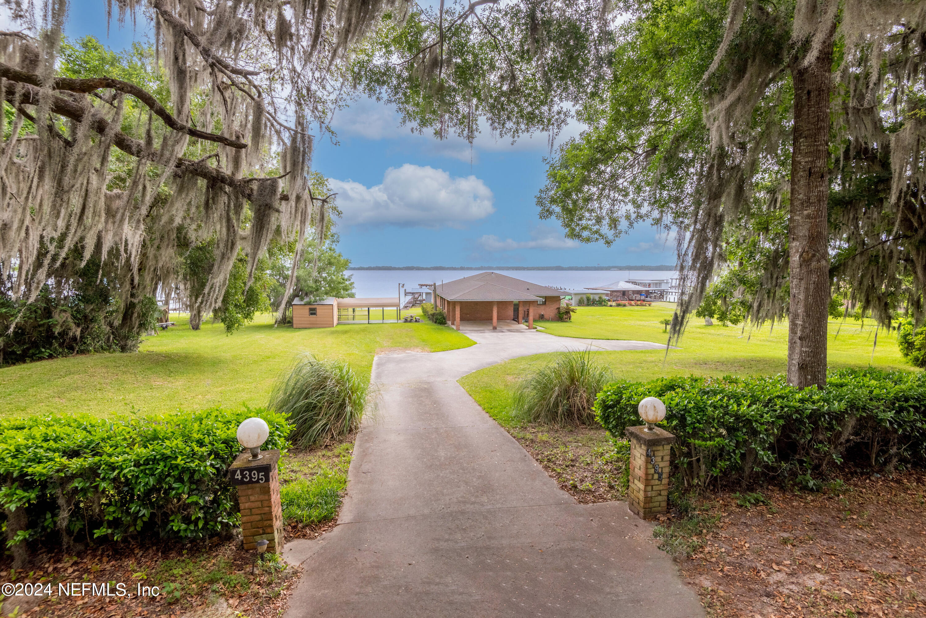 Seminole St, Starke, FL 32091