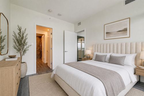 1405-5333 Goring Street, Burnaby, BC, V5B3A2 | Card Image