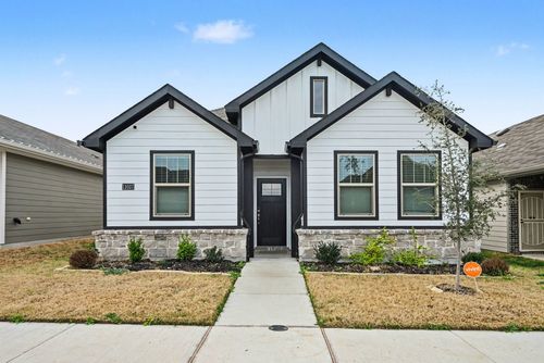 11037 Firebrush Ln, Fort Worth, TX, 76108 | Card Image