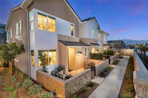 5920 Rockport Rd, Eastvale, CA, 92880 | Card Image