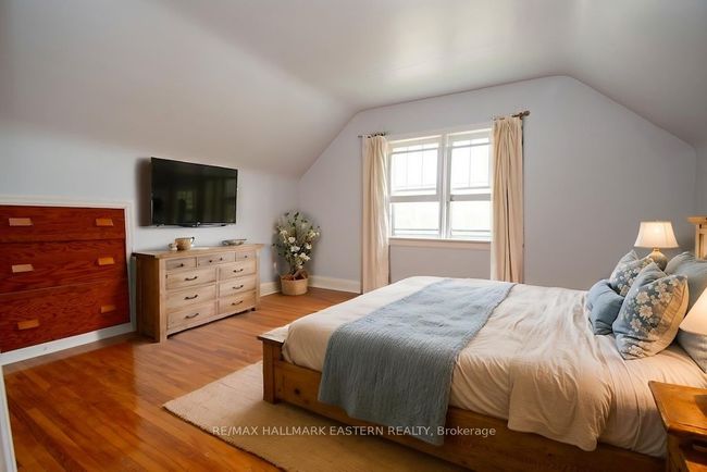 2449 Lansdowne St W, House other with 3 bedrooms, 1 bathrooms and 6 parking in Cavan Monaghan ON | Image 23