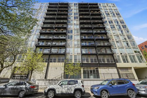 5f-450 W Briar Pl, Chicago, IL, 60657-4779 | Card Image