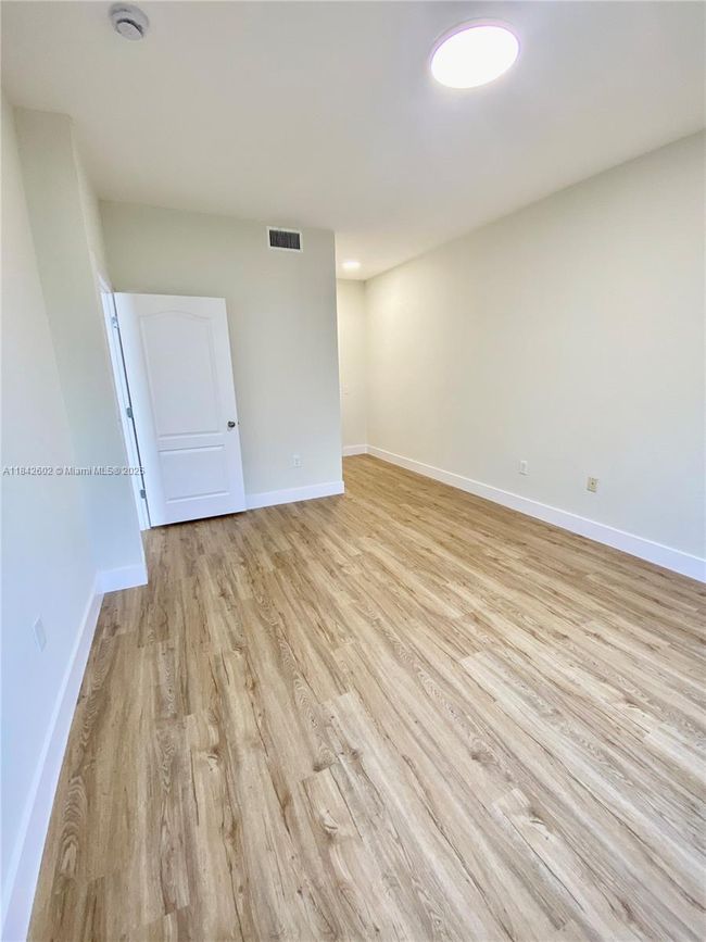 APT-305 - 11032 Legacy Dr, Condo with 2 bedrooms, 2 bathrooms and null parking in Palm Beach Gardens FL | Image 32