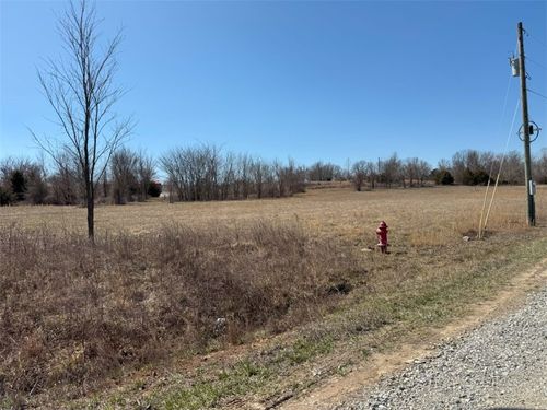 60 Blockade N, Seligman, MO, 65745 | Card Image