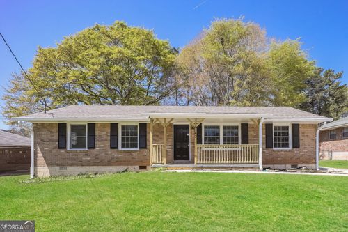 8143 Huntington Dr, Jonesboro, GA, 30238-3013 | Card Image