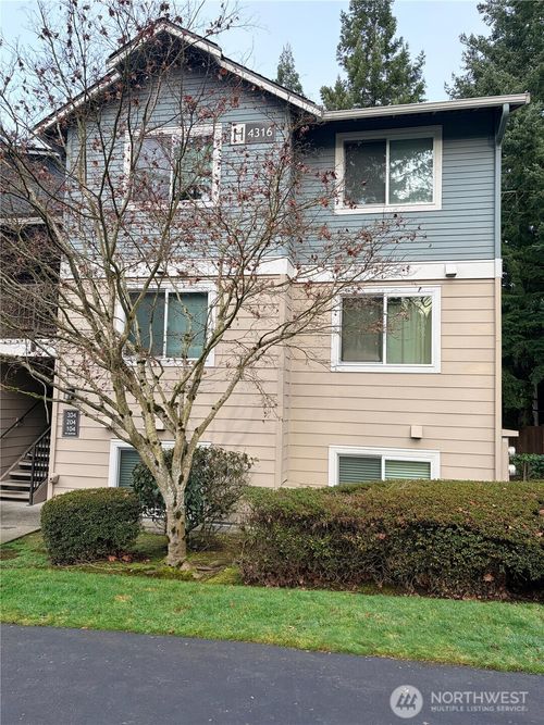 h104-4316 W Lake Sammamish Pkwy Se, Issaquah, WA, 98027-9773 | Card Image