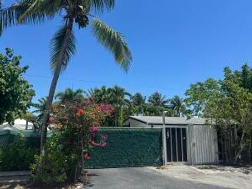 387 Enfield St, Boca Raton, FL, 33487-3144 | Card Image