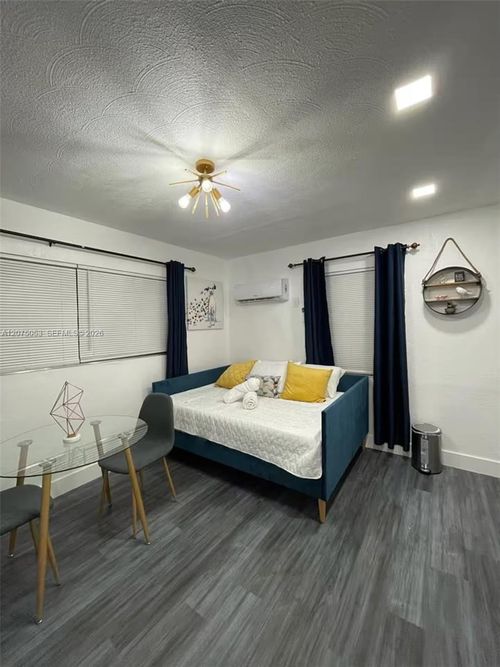 4-2216 Fillmore St, Hollywood, FL, 33020-7419 | Card Image