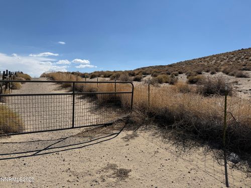 2595 Revere St, Silver Springs, NV, 89429-6466 | Card Image