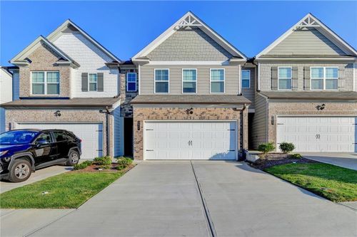 3855 Brookburn Park, Gainesville, GA, 30506-3602 | Card Image