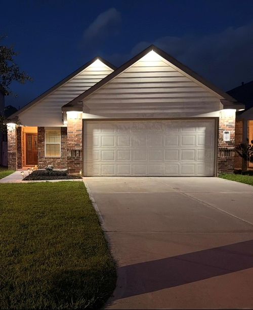25387 Grotto Falls Ln, Porter, TX, 77365-7152 | Card Image