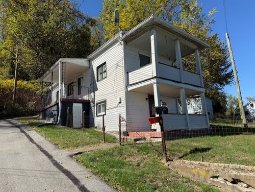 1101 Oakland Ave, Charleroi, PA, 15022-2037 | Card Image