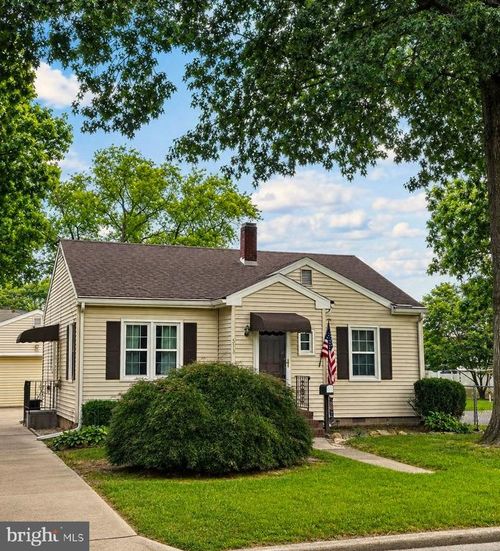 513 W Spruce St, SEAFORD, DE, 19973-2311 | Card Image
