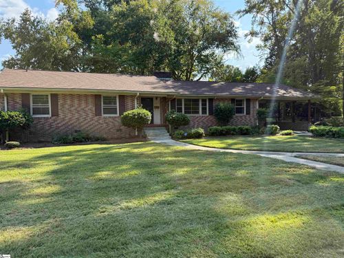 307 Spruce St, Clinton, SC, 29325-3041 | Card Image