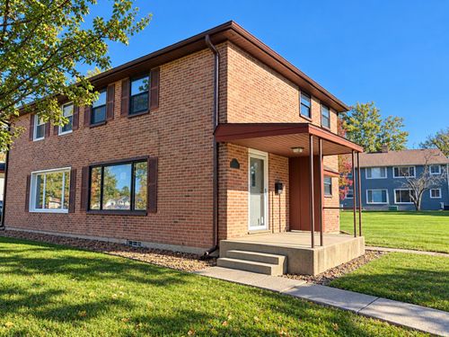 305 Dogwood St, Park Forest, IL, 60466-1828 | Card Image