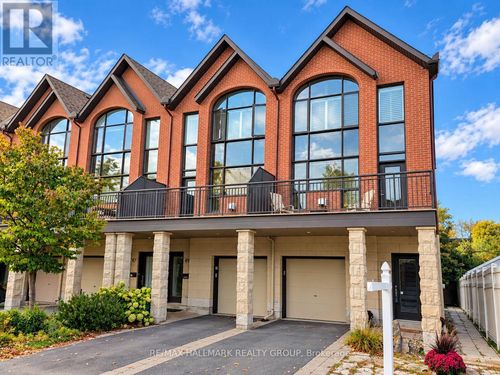 51 Drouin Ave, Ottawa, ON, K1K2A6 | Card Image