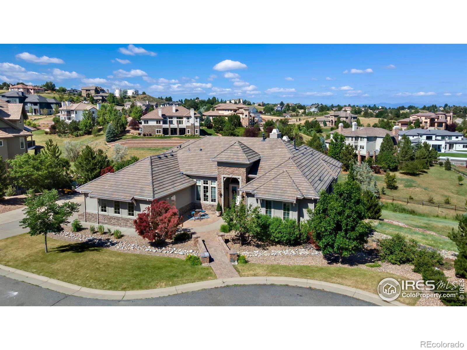 Espana Ct, Aurora, CO 80016
