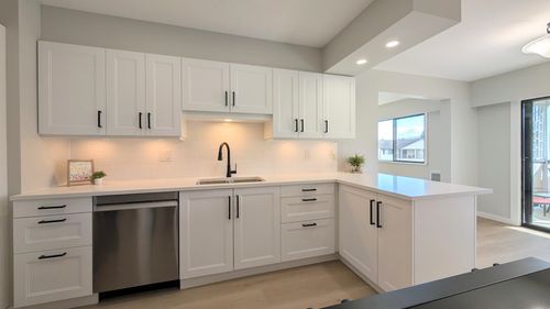 40-32959 George Ferguson Way, Abbotsford, BC, V2S7W9 | Card Image