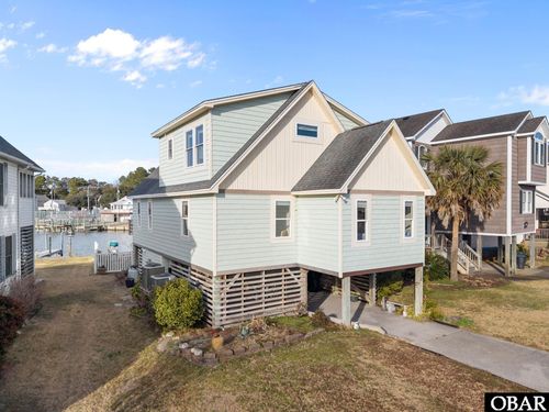 204 Soundview Dr, Kill Devil Hills, NC, 27948-9044 | Card Image