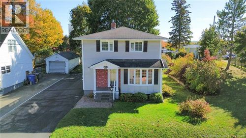 131 Cambridge St, Woodstock, NB, E7M1E1 | Card Image