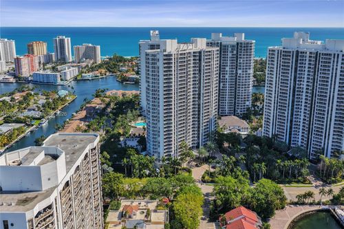2310-21205 Yacht Club Dr, Aventura, FL, 33180-4051 | Card Image