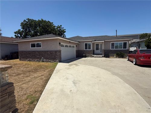 3327 Wolfe St, Lakewood, CA, 90712-1424 | Card Image