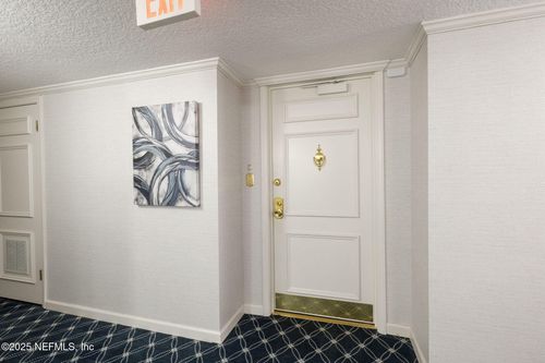 7d-2970 Saint Johns Ave, Jacksonville, FL, 32205-8748 | Card Image