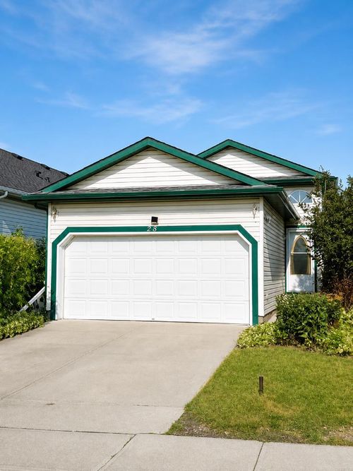 23 San Diego Manor Ne, Calgary, AB, T1Y7B6 | Card Image