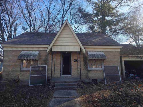 1509 S Walnut St, Pine Bluff, AR, 71601-5746 | Card Image