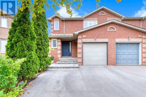 17 Inverhuron Trail, Oakville, ON, L6H5Z6 | Card Image