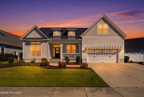 377 Spicer Lake Dr, Holly Ridge, NC, 28445-8901 | Card Image