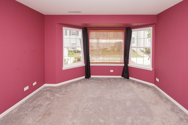 706 - 706 Hidden Creek Ln, Home with 3 bedrooms, 2 bathrooms and null parking in North Aurora IL | Image 16