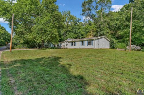 2740 Ne Happy Hollow Rd, Topeka, KS, 66617-3409 | Card Image