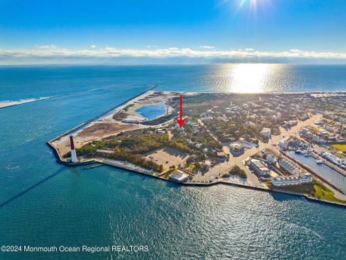 14 W 3rd St, Barnegat Light, NJ, 08006-1400 | Card Image