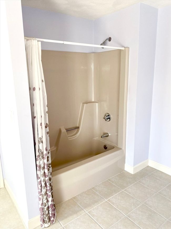 3 - 57 Front St, Condo with 2 bedrooms, 3 bathrooms and 1 parking in Beverly MA | Image 24
