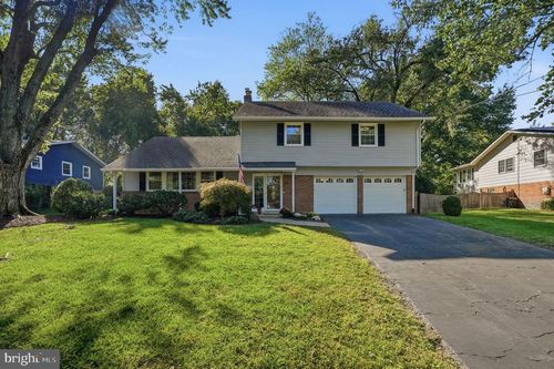 8524 Wagon Wheel Rd, ALEXANDRIA, VA, 22309-2147 | Card Image