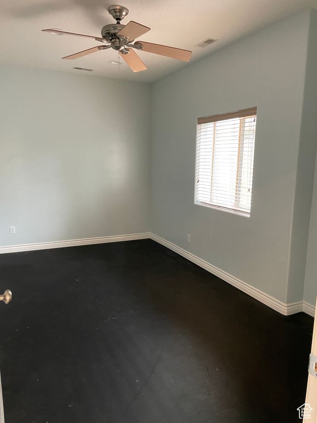 Empty room with baseboards and a ceiling fan | Image 12
