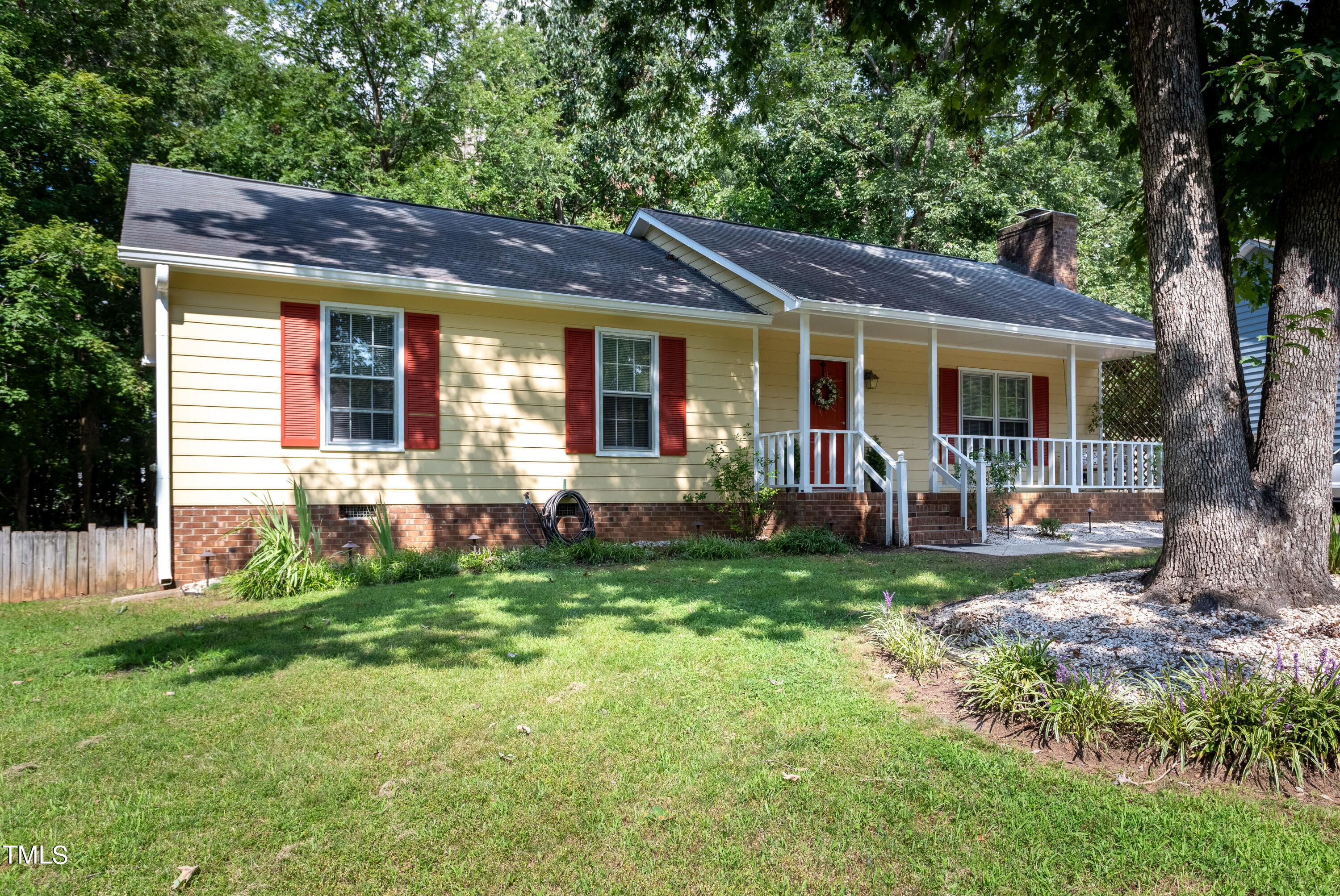 Hawks Nest Ct, Cary, NC 27513