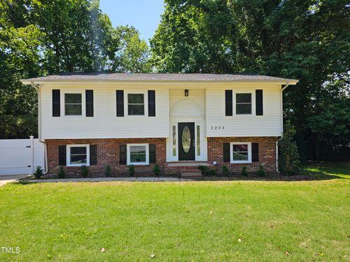 3208 Tradewind Ct, Raleigh, NC, 27610-5748 | Card Image