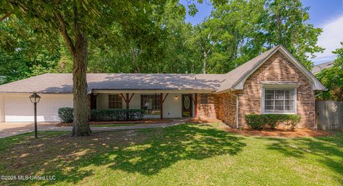 5756 Gladewood Dr, Jackson, MS, 39211-2612 | Card Image