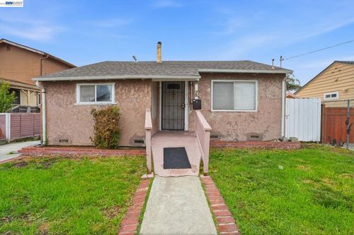 1021 72nd Ave, Oakland, CA, 94621-3240 | Card Image
