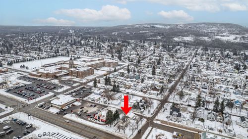 4303 Grand Ave, Duluth, MN, 55807-2752 | Card Image