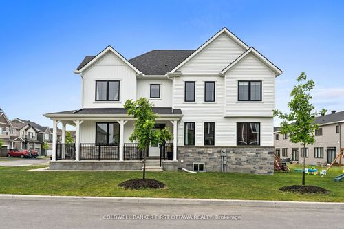 10 Racemose St, Nepean, ON, K2J6Z9 | Card Image