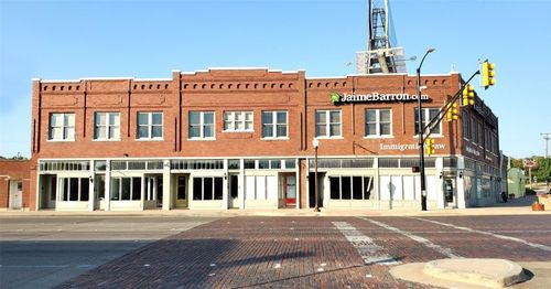 1539 N Main St, Fort Worth, TX, 76164-8904 | Card Image
