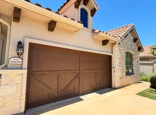 112 Tuscan Dr, Horseshoe Bay, TX, 78657-2004 | Card Image